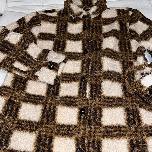 Symphony oversized work Teddy plaid  shirt/coat size M/L EUC!! No imperfections - Picture 3 of 6